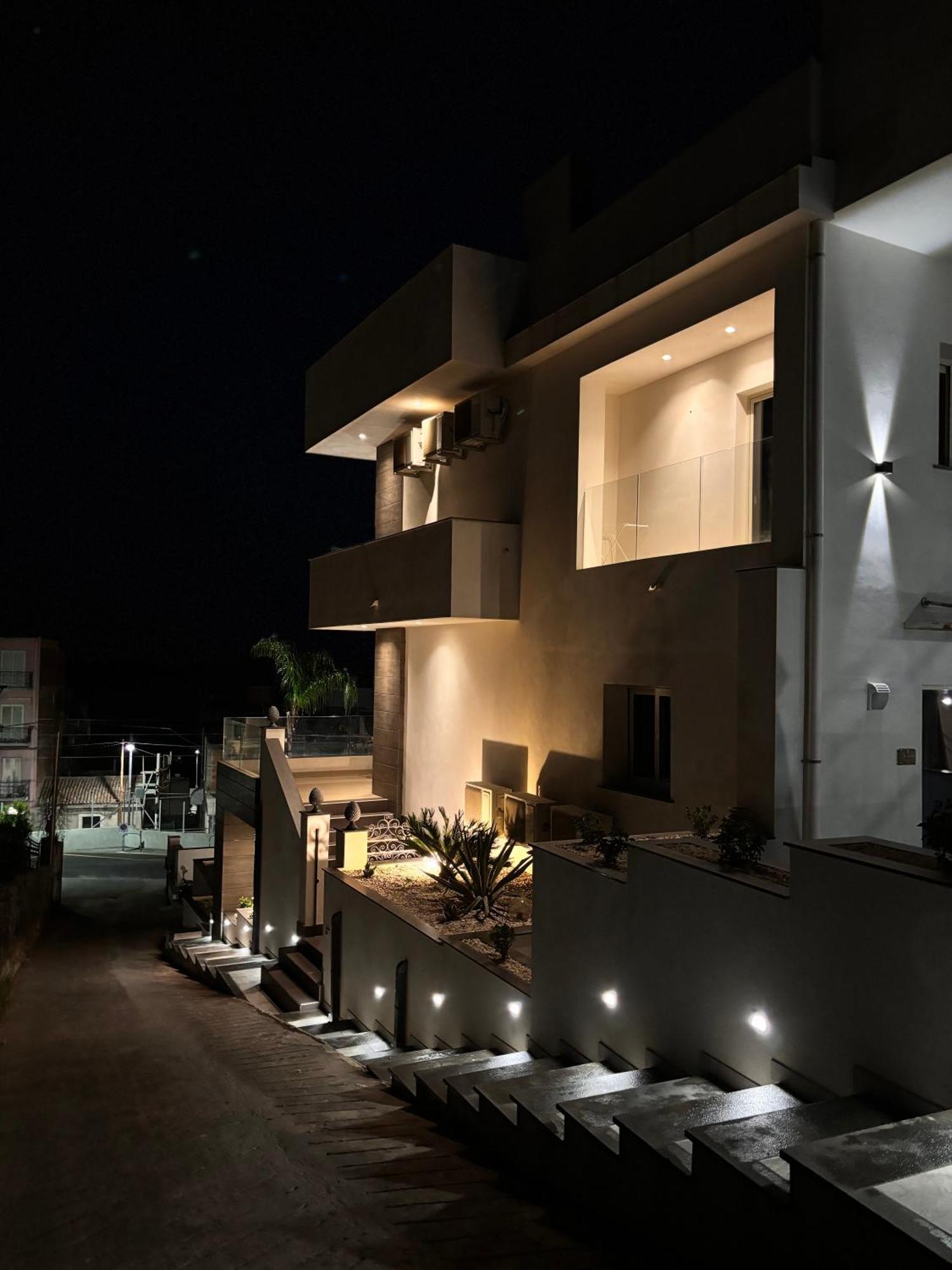 Ig - "Villa Don Antonio" Apartments Giardini Naxos Esterno foto