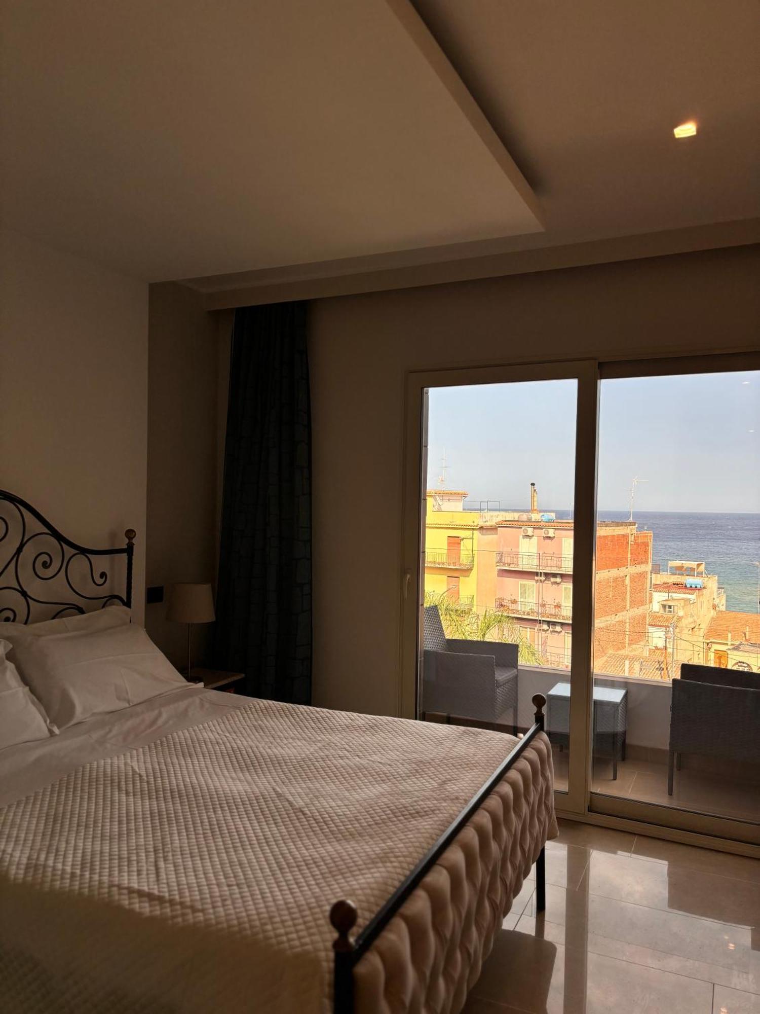 Ig - "Villa Don Antonio" Apartments Giardini Naxos Esterno foto