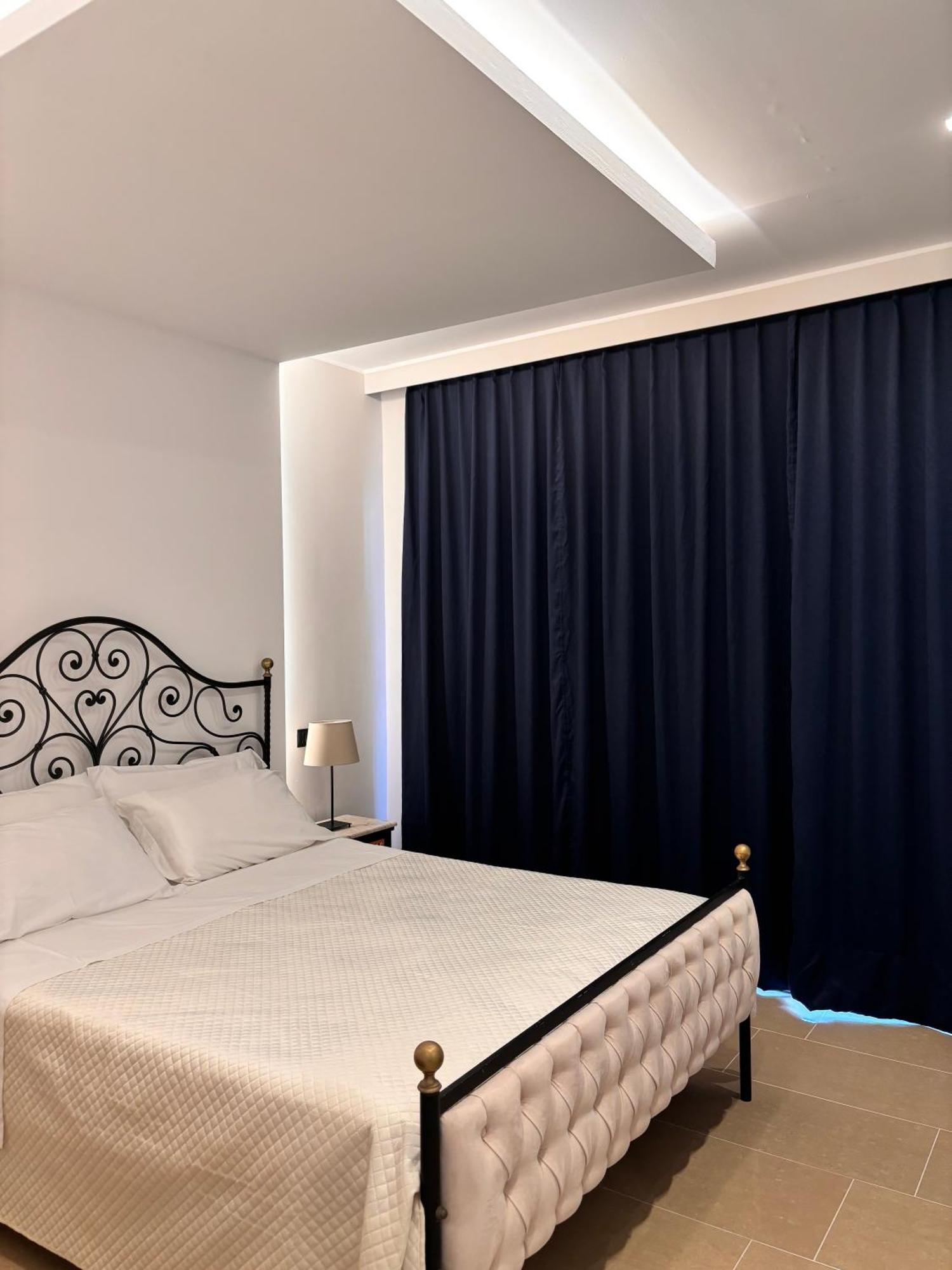 Ig - "Villa Don Antonio" Apartments Giardini Naxos Esterno foto