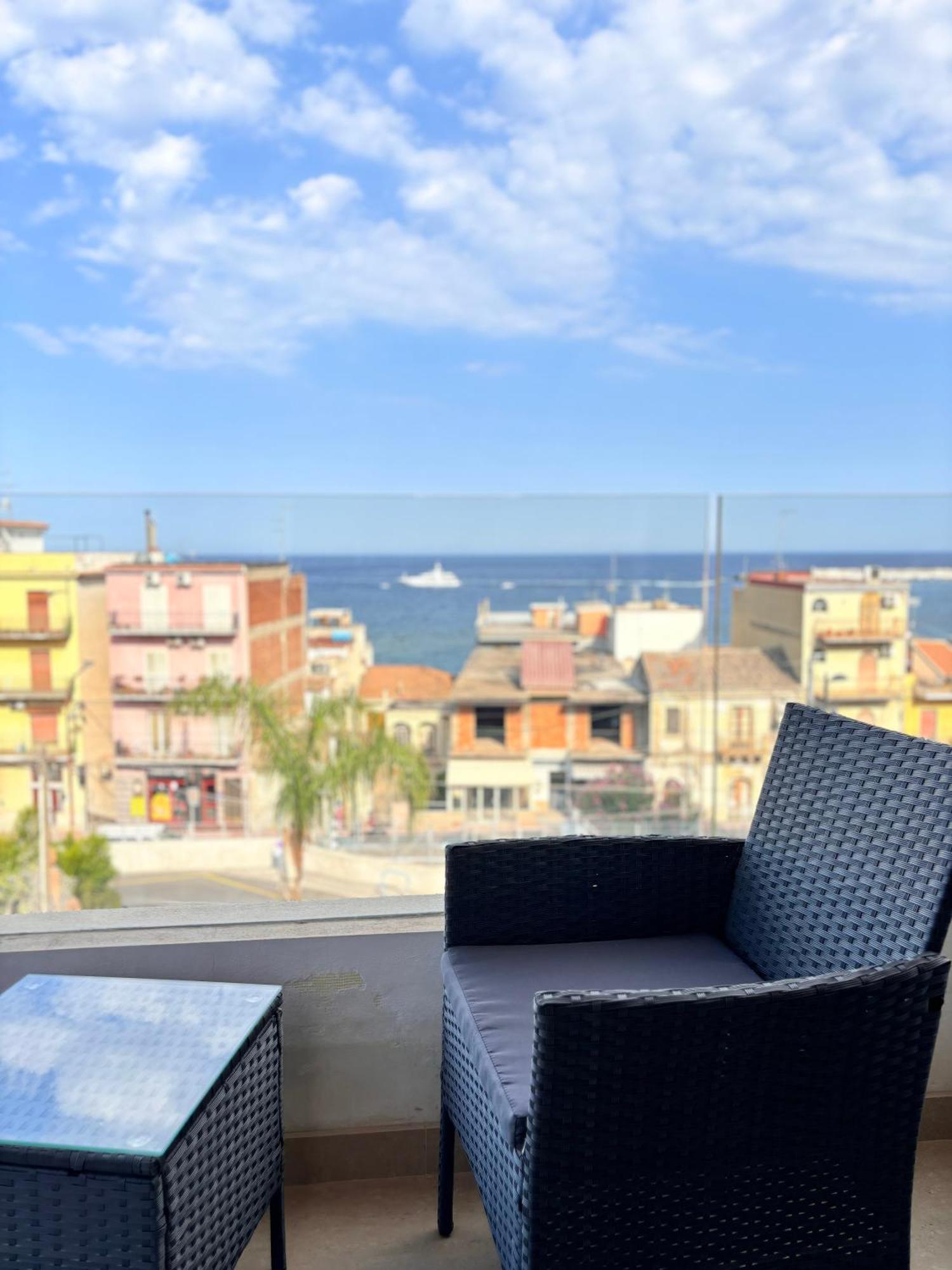 Ig - "Villa Don Antonio" Apartments Giardini Naxos Esterno foto